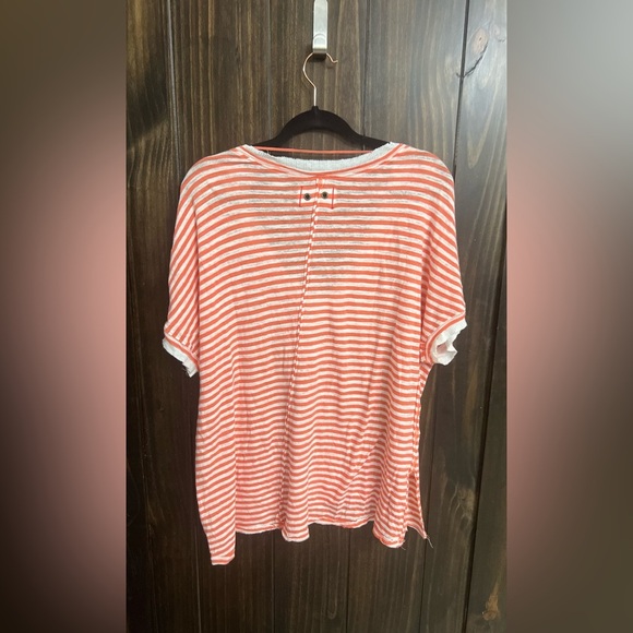 Small- WE THE FREE Linen-blend Coral Striped Oversized Raw Trim T-Shirt - Picture 10 of 10